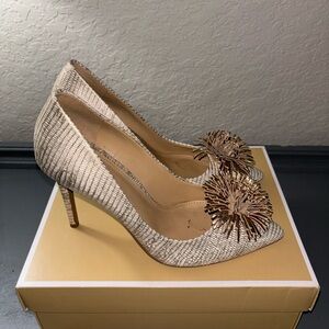 Michael Kors pumps